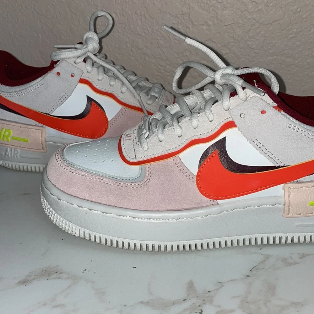 AIR FORCE ONES - Picture 1 of 4